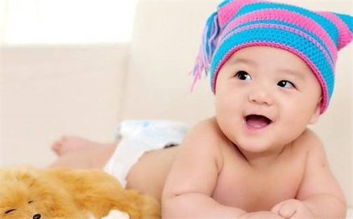 392个何姓女生书香气质名字推荐，助你找到灵动优雅的她！