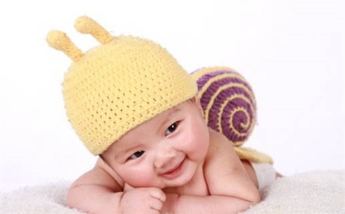 如何给2026年02月15日出生的张姓男宝宝起个好名字？专业分析与建议